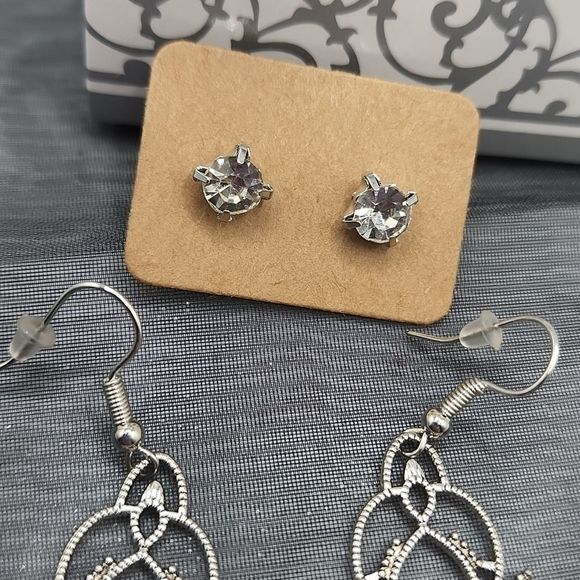 Free w bundle Silver Color earrings w/ studs - Picture 3 of 4